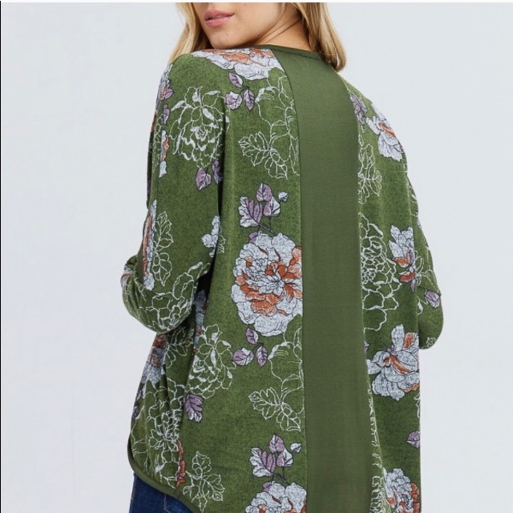 Fabulous Floral Cardigan - Picture 4 of 4